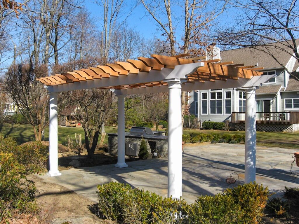 pergola with columns