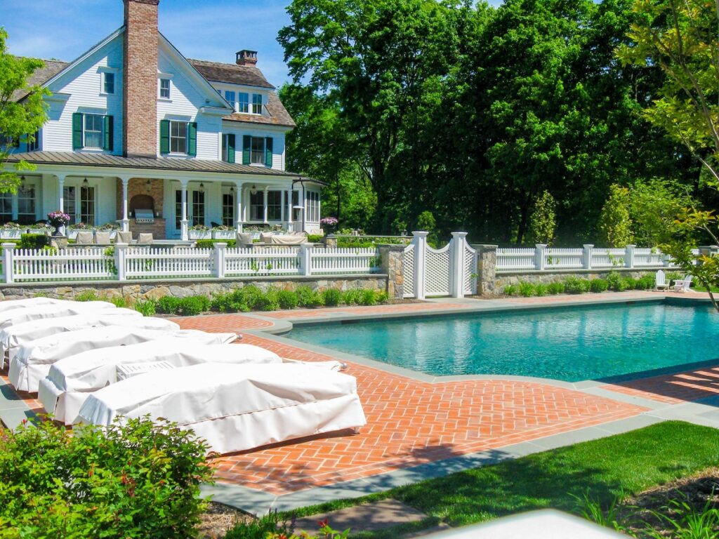 white wood pool fencing with walk gate