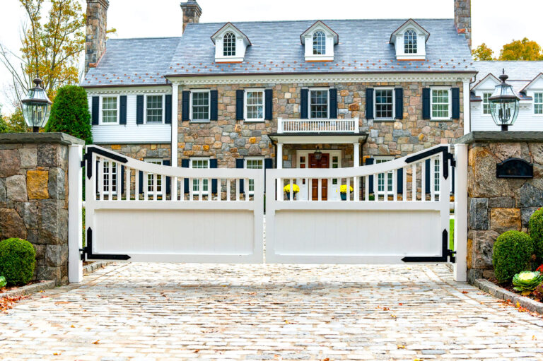Wood driveway gate