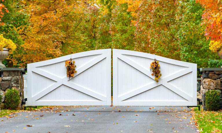 Wood driveway gates