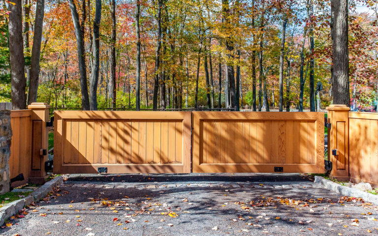 Wood driveway gates