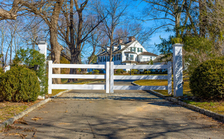 Wood driveway gate