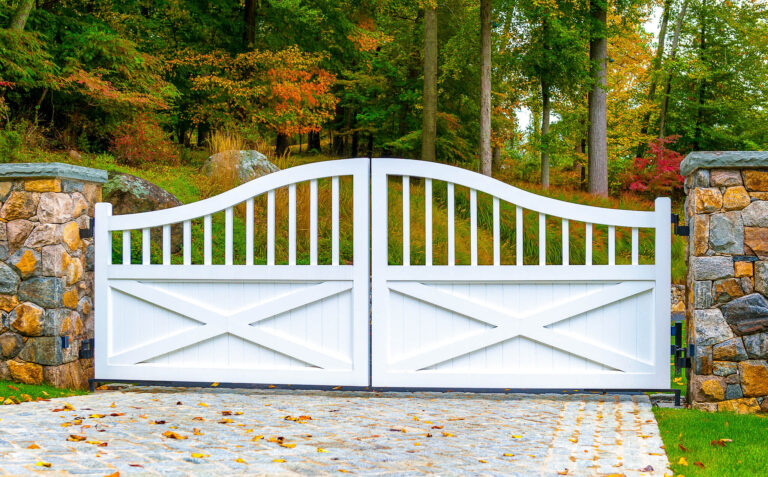 Wood driveway gate
