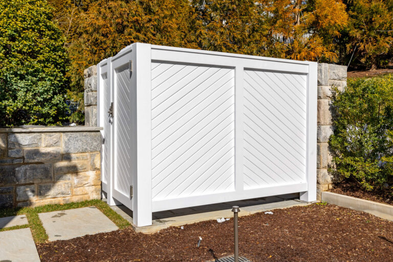 Outdoor structure