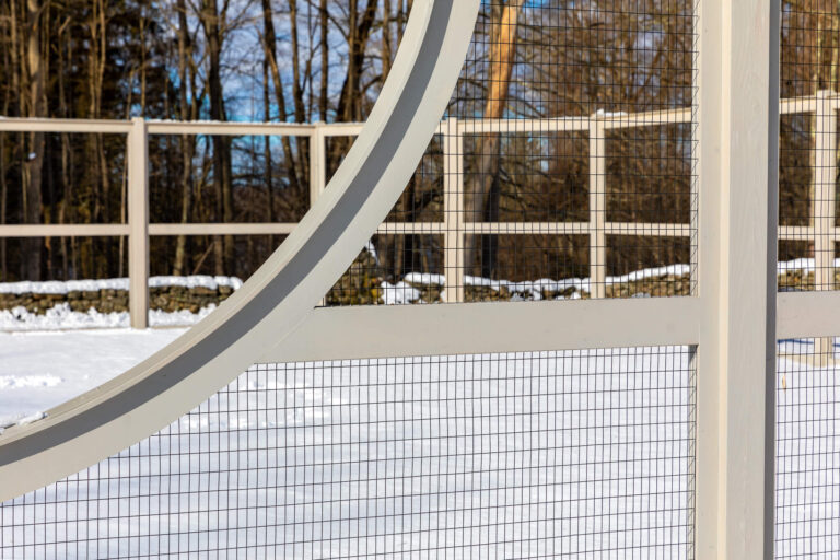 Tennis court fence