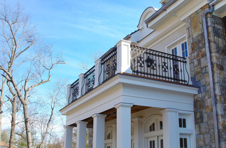 Balcony railing