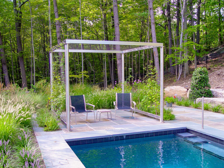 Outdoor structure