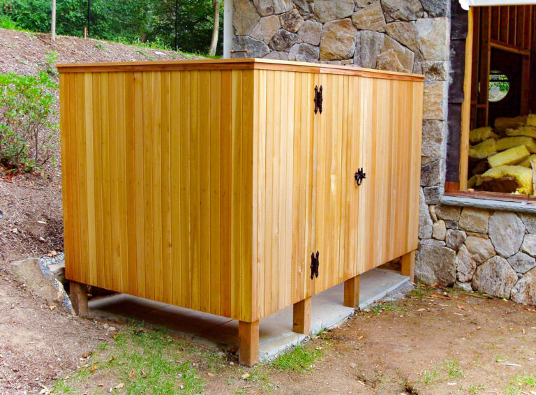 Outdoor structure