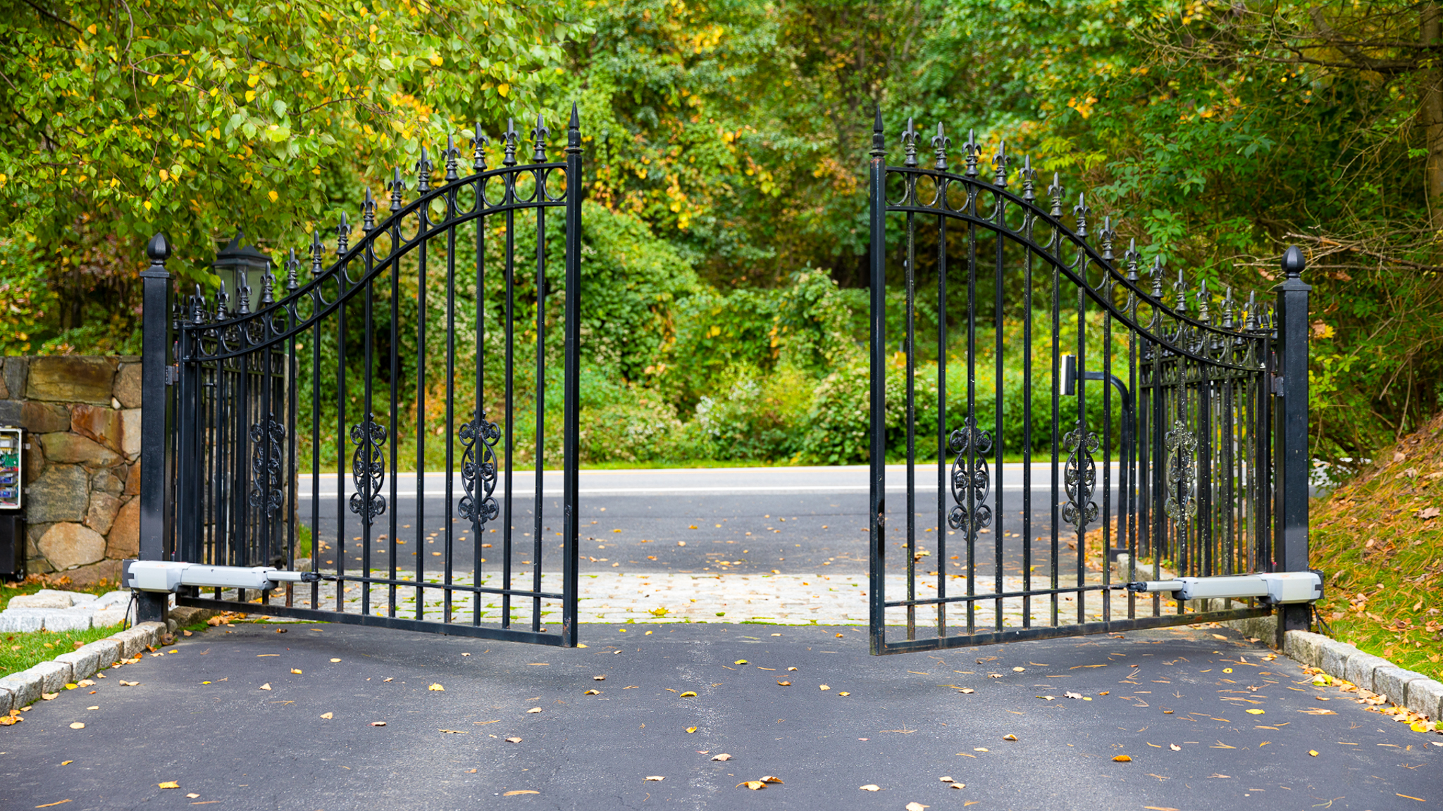 Wrought Iron Gate Idea for Driveway with Vertical Pickets